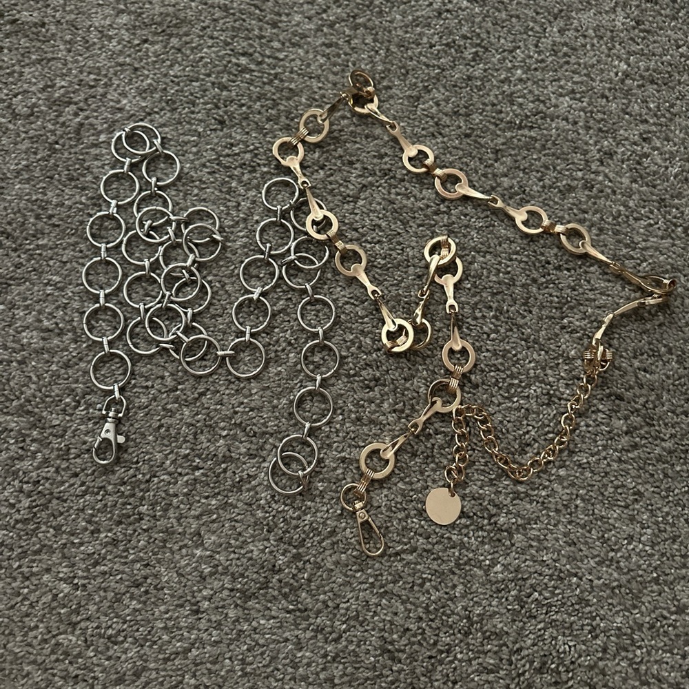 Elegant Gold belt chain! ⚠️SOLD the silver one JUST the gold left⚠️